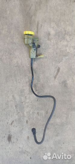 Бачок гур Ford Fusion 1.4 л. 2008 под ремонт