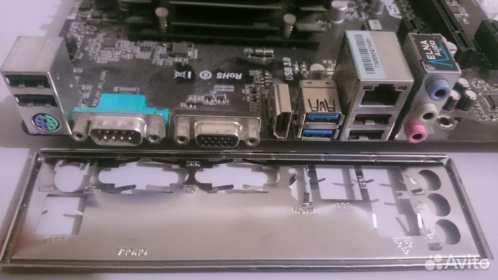 ASRock QC5000M с QuadCore A4-5050 и Radeon HD 8330