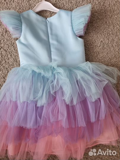 Платье для девочки нарядное 128-134