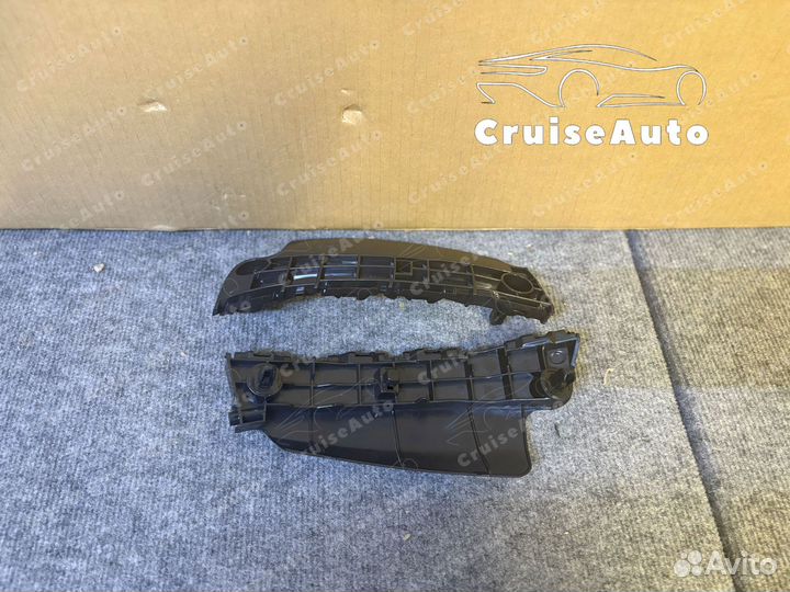 Кронштейны бампера toyota land cruiser 200 07-15