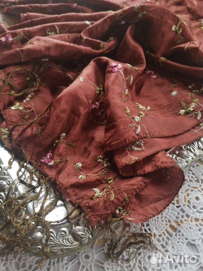 Платок шаль вышитый Шоколад