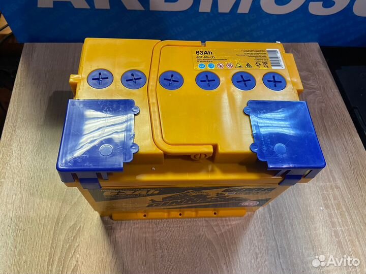 Аккумулятор автомобильный Ginnes 65ач 640А