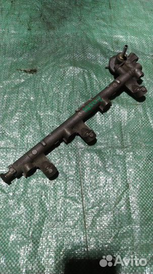 Рампа топливная Toyota Carina E E 1.6I 4A-FE 1996