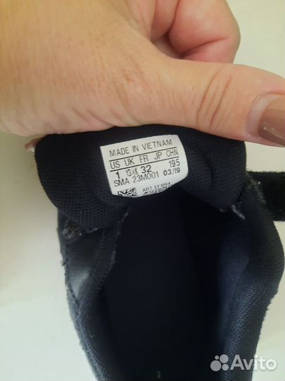 Кроссовки adidas