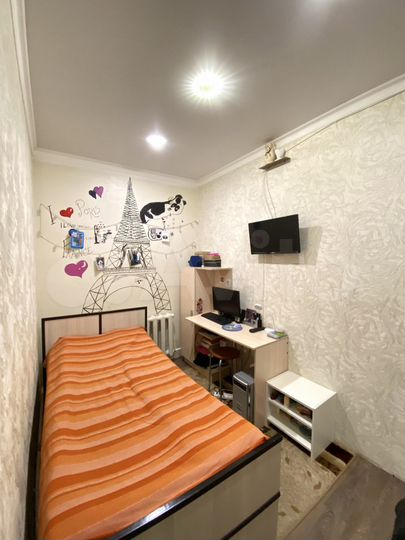 Дом 36 м² на участке 3 сот.