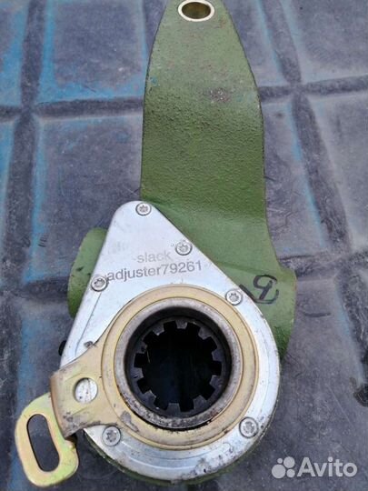 Самоподводящая трещетка на камаз 6520