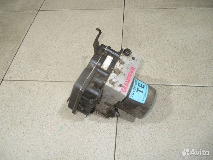 Блок ABS (насос) Hyundai Grandeur 4 (TG)