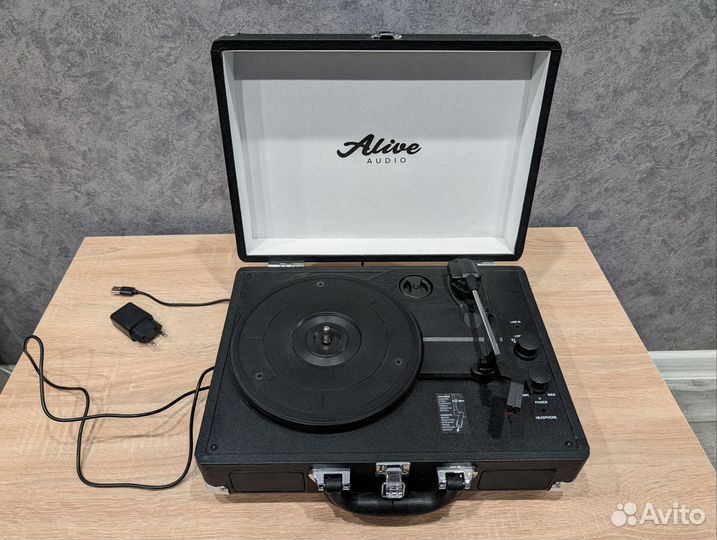 Виниловый проигрыватель Alive Audio Glam Noir