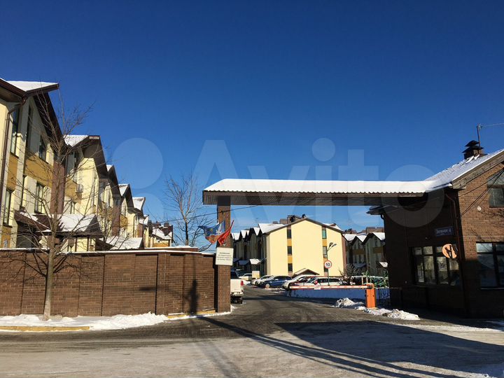 Квартира-студия, 32,6 м², 1/3 эт.