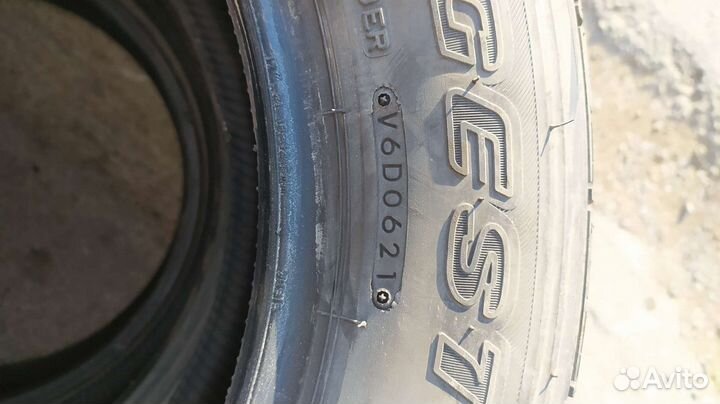 Bridgestone Dueler H/T 843 215/60 R17 H