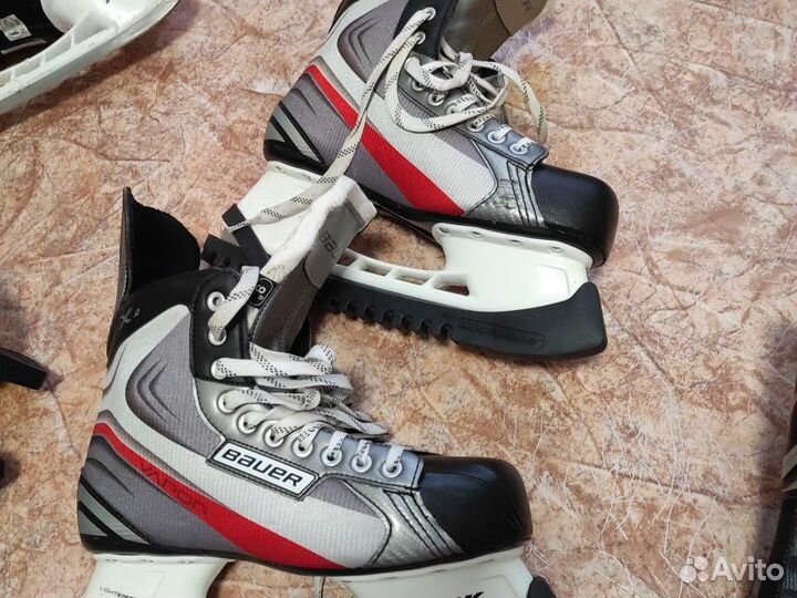 Хоккейные коньки