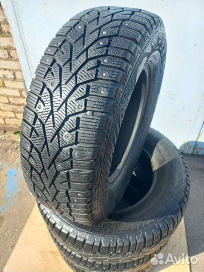 Gislaved NordFrost 100 215/70 R15