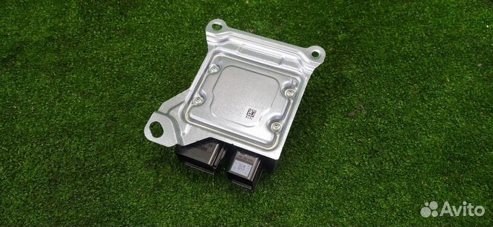 Блок управления airbag Ford Focus 3 2.0 бензин