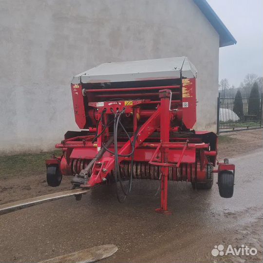 Пресс-подборщик Welger RP 220, 2004