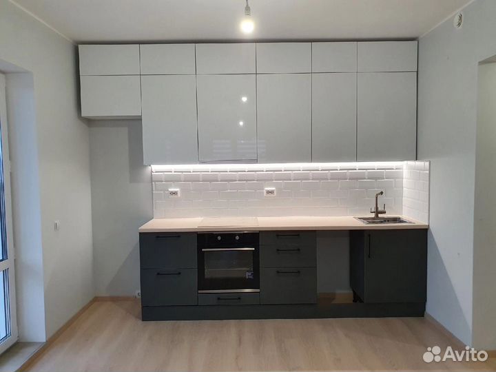 Кухонный гарнитур комбинированный