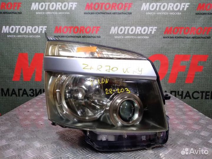 Фара правая Тойота Вокси ZRR70 28-203 ксенон А378