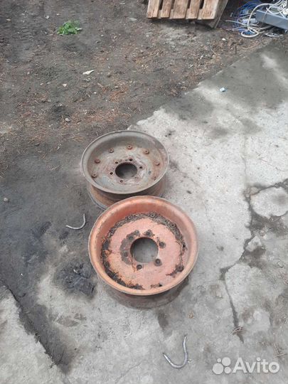 Диски на тракторную телегу