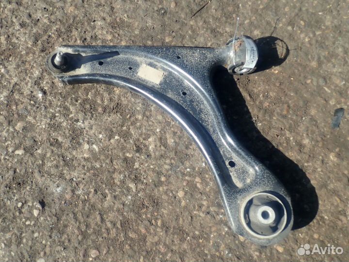 Рычаг подвески Chevrolet Trailblazer, 2020
