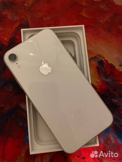 iPhone Xr, 64 ГБ