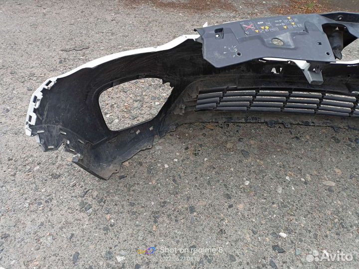 Бампер передний Renault Kaptur