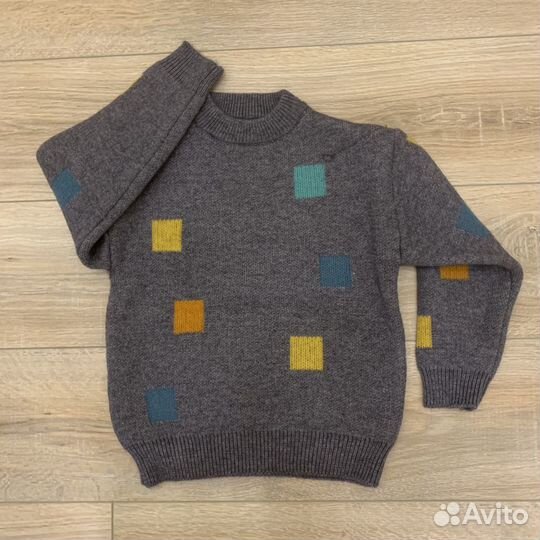 Свитер детский