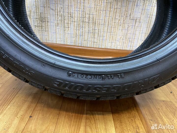 Bridgestone Blizzak VRX 235/40 R18