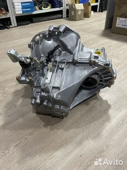 Запчасти на джили мк кросс