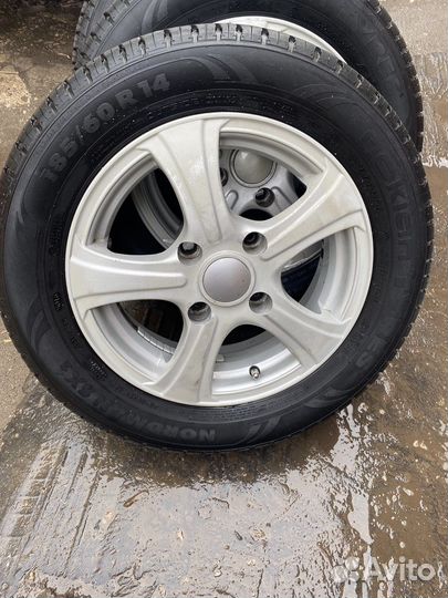 Комплект летних колес r14