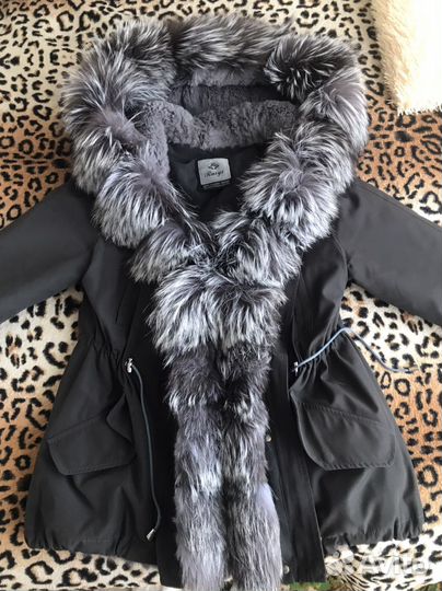 Парка с натуральным мехом