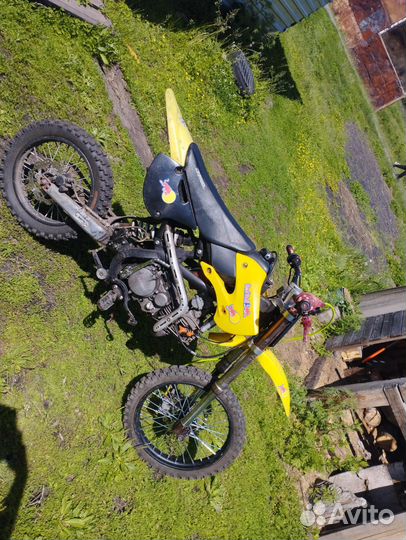 Продам питбайк