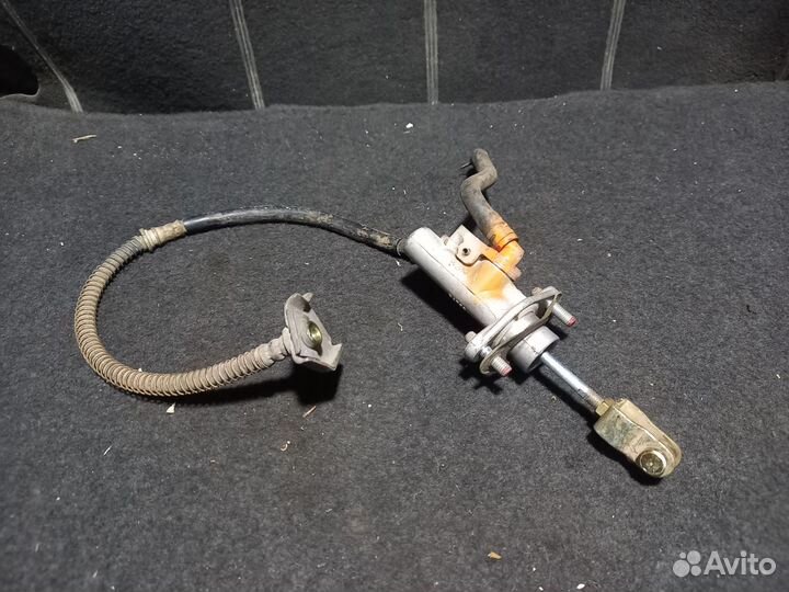 Цилиндр сцепления главный mitsubishi lancer 9