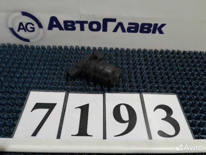 Мотор стеклоомывателя Toyota Allion