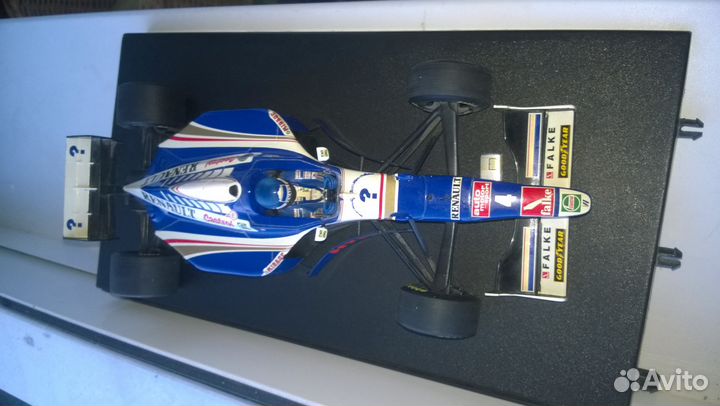 Модель 1:18 Williams Renault FW-19 F1