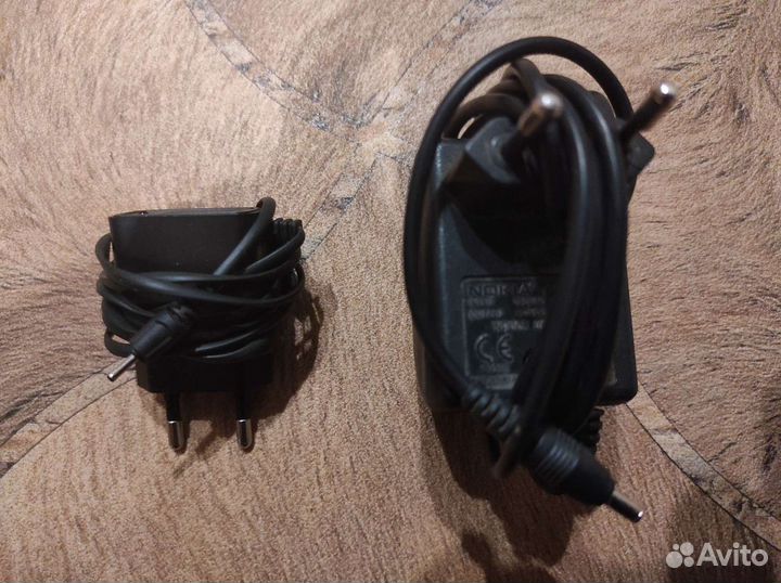 Зарядка для телефона, наушники, USB провод