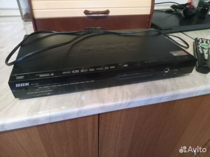 DVD плеер bbk с USB dv4 38si