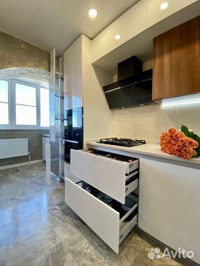 Кухня под потолок из мдф на заказ