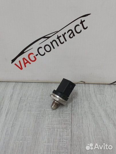 Датчик давления топлива Volkswagen Passat B6 2.0