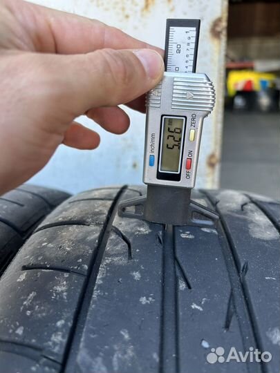 Dunlop Direzza DZ102 235/35 R19