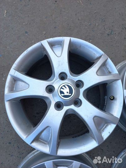 Диски R15 5x112 Skoda реплика б/у Silver