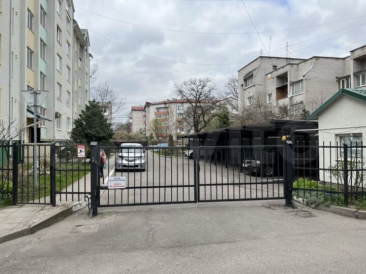 2-к. квартира, 72,4 м², 1/5 эт.