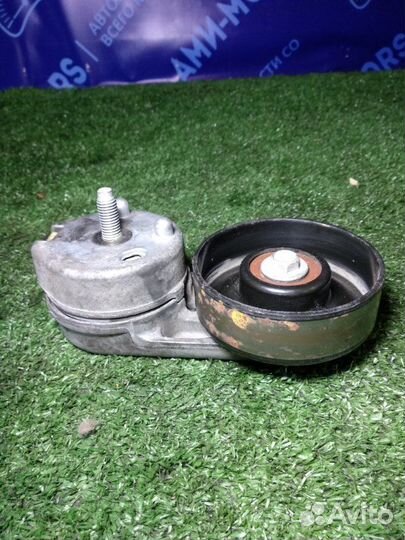 Натяжитель ремня генератора Land Rover Range Rover