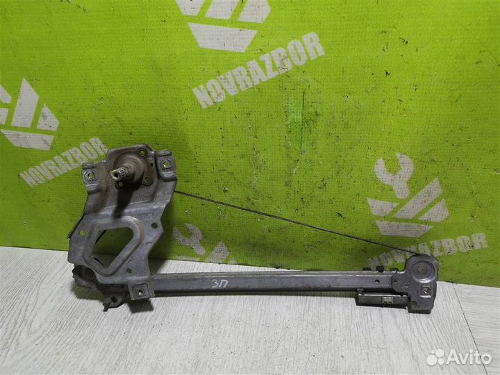 Стеклоподъемник мех задний правый Ауди 80 90 Б3