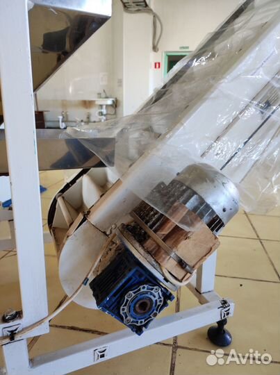 Автомат упаковочный рт-ум-21