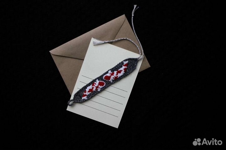 Украшение ручной работы браслет фенечка