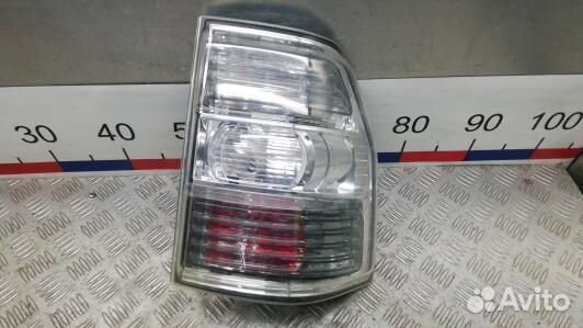 Фонарь задний правый mitsubishi pajero 4 (1DN11MY0