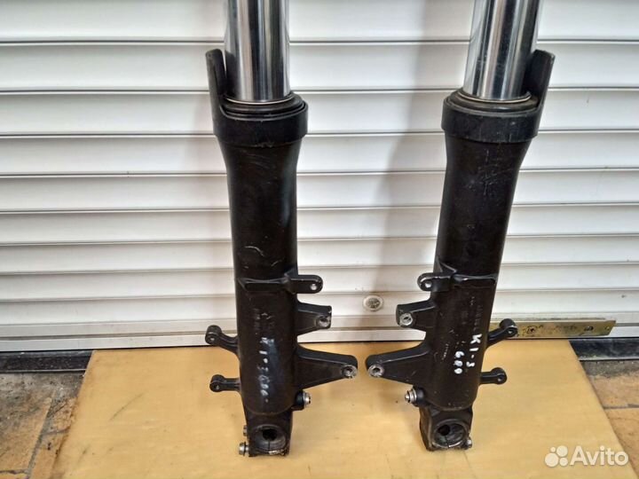 Suzuki gsx r 600 k1-k3. Вилка. Перья