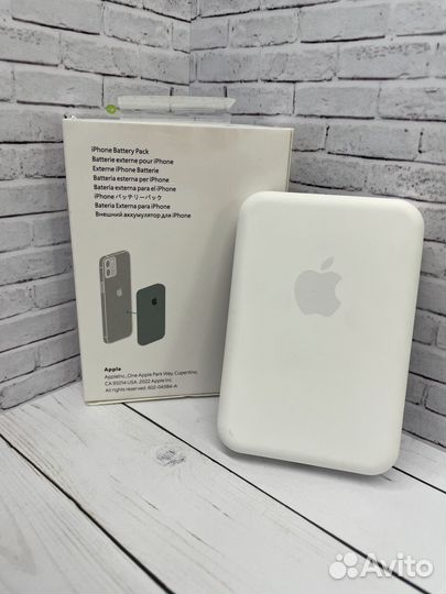 Магнитный повербанк Apple battery pack 5000