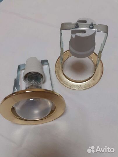 Светильники точечные встраиваемые