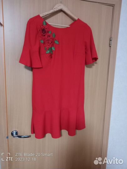 Нарядное платье