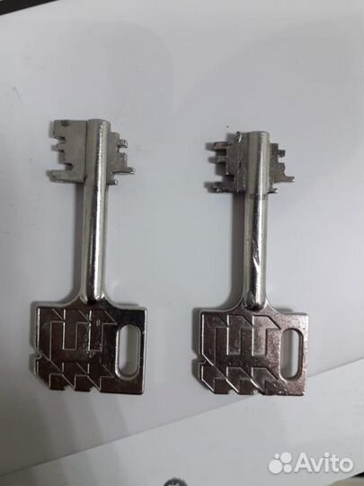 Вскрытие замков. Вскрытие авто. Замена Замков